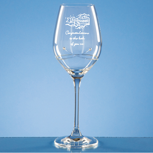 Diamante Wine Glass with a Kiss Cut Design