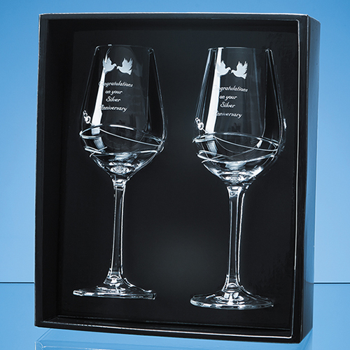 2 Diamante Wine Glasses with Modena Spiral Cutting